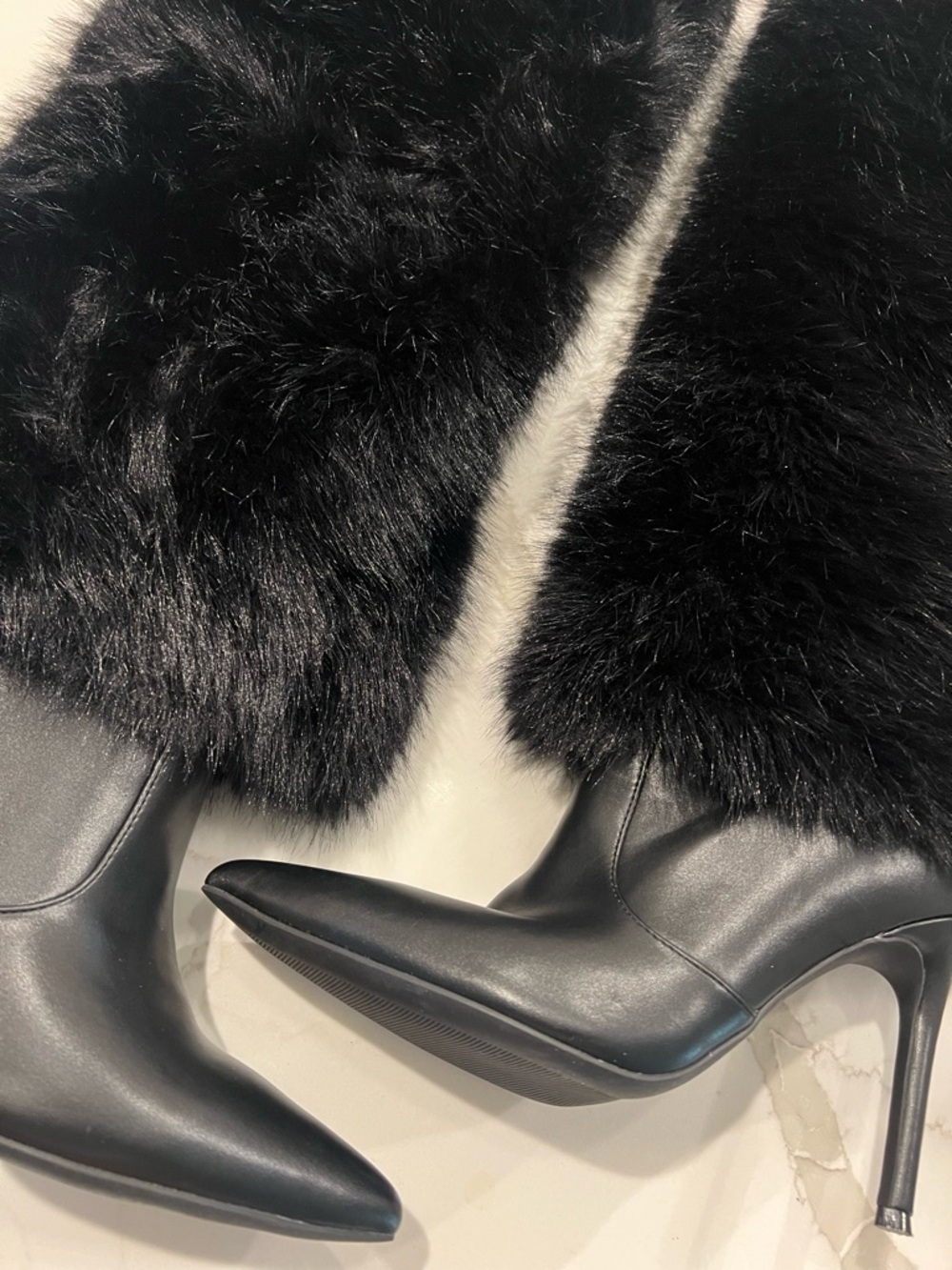 Fur thigh high boots 😍 please read the description before purchasing ty - Picture 3 of 6